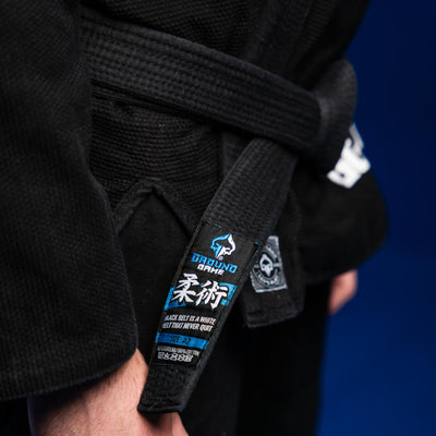 Pas do BJJ Czarny z białym panelem